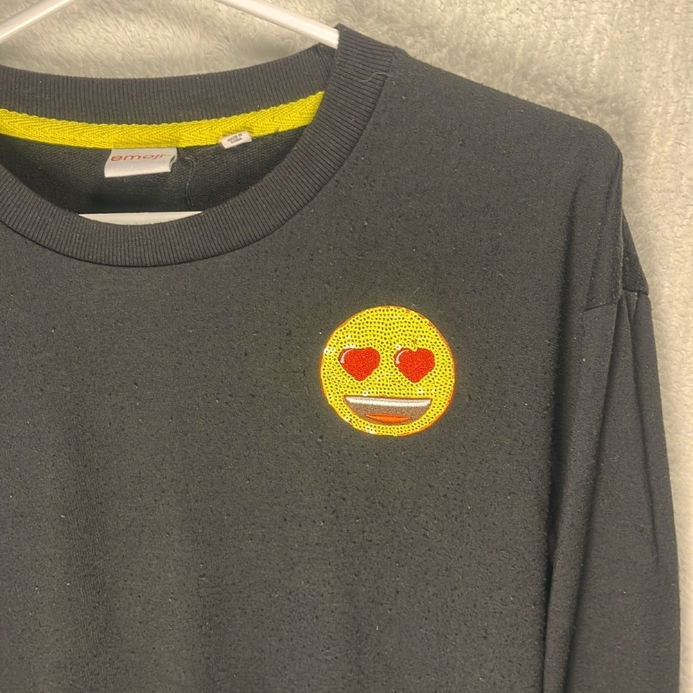 Cropped Top - Picture 8 of 8